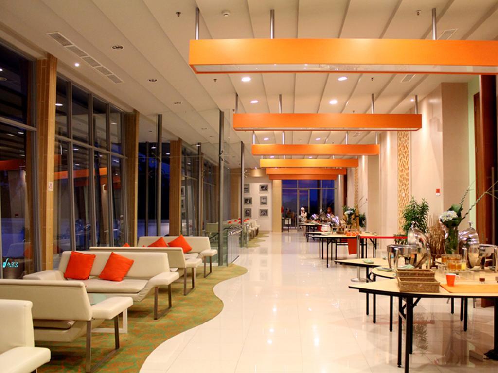 Harris Hotel Sentul City בוגור מראה חיצוני תמונה