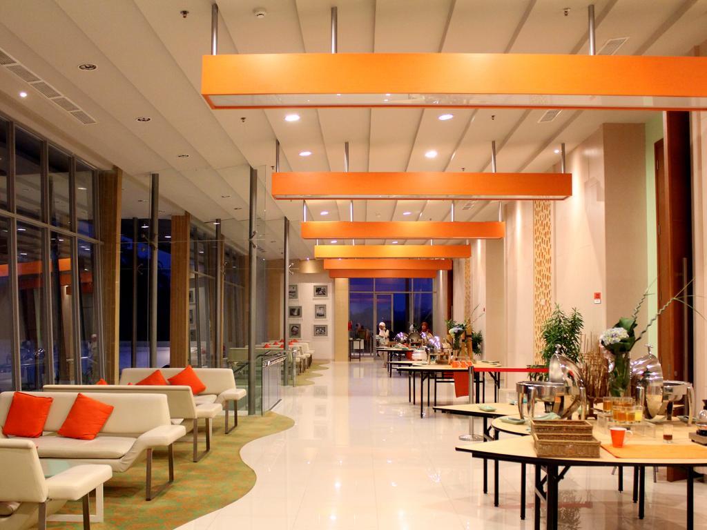 Harris Hotel Sentul City בוגור מראה חיצוני תמונה